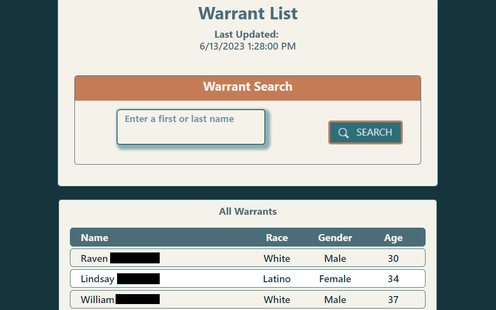 A screenshot from the Natrona County Sheriff's Department website displays the list of criminals who have warrants, along with information about their age, gender, and race, with a search bar to narrow the results.
